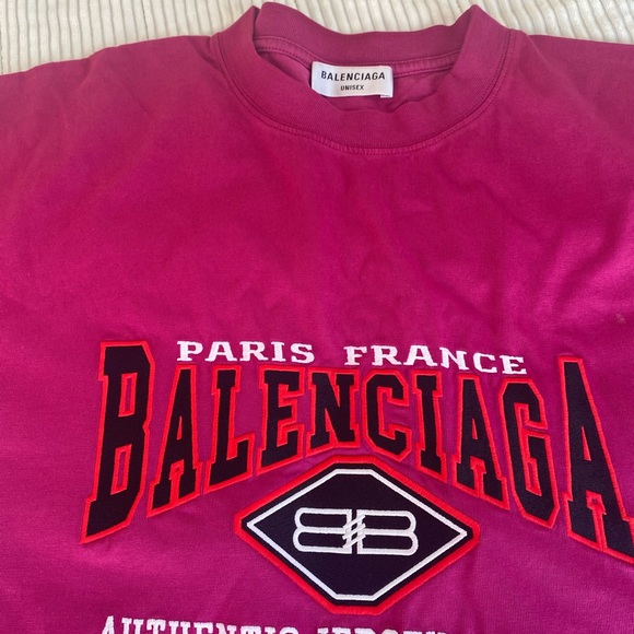 Balenciaga oversized tshirt - Picture 2 of 4